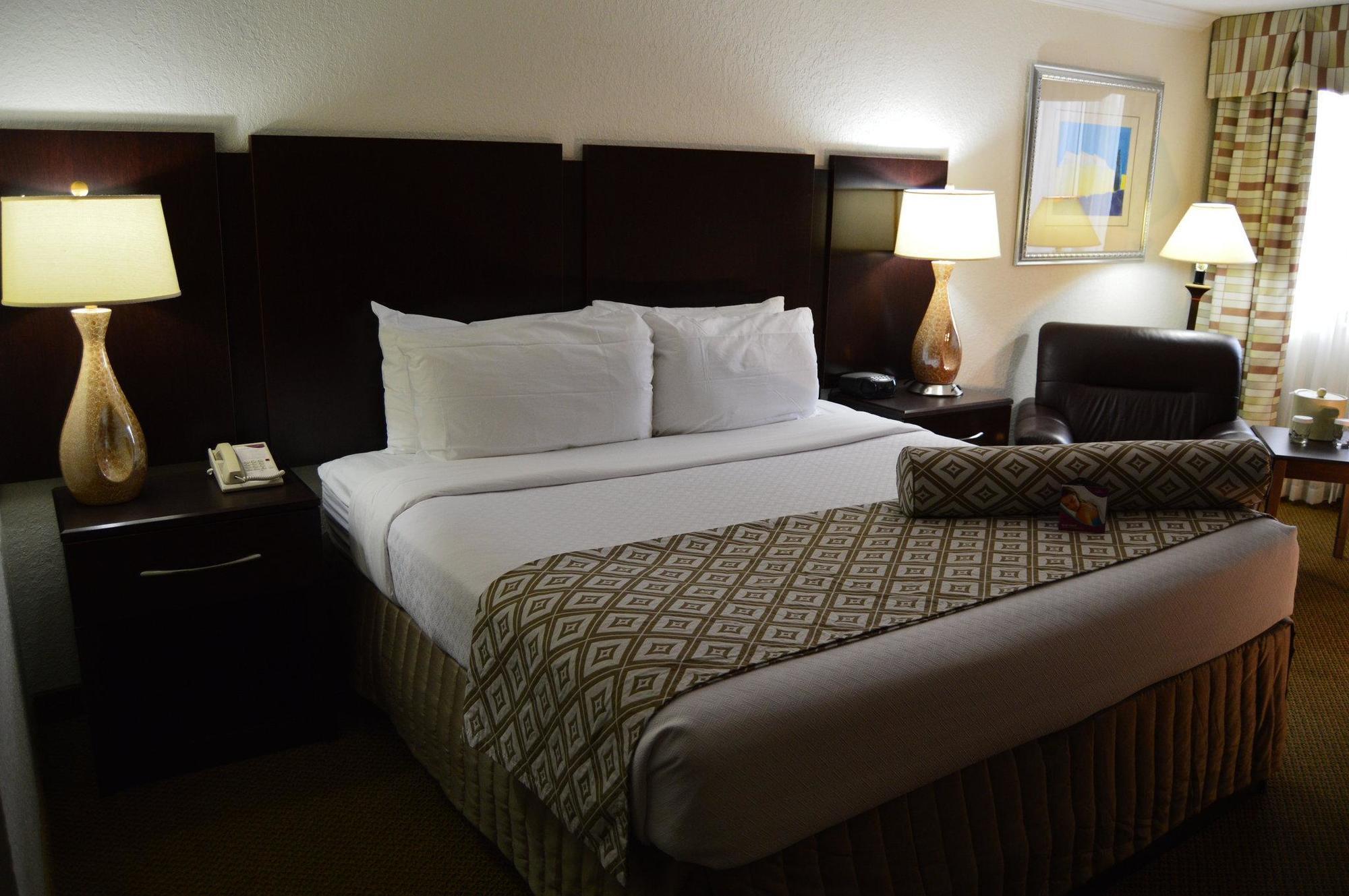 Four Points By Sheraton Detroit Novi Εξωτερικό φωτογραφία